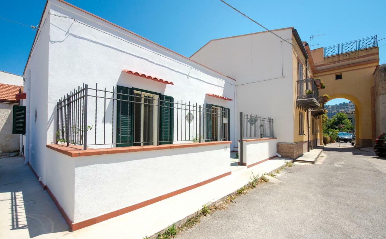 Villa Casa Martini Mondello Palermo Exterior foto